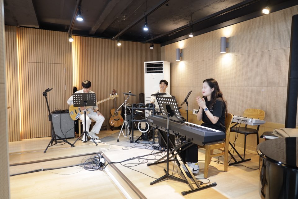 9dacad91e8a6cabdb3189101dc5c88ef_1755759542_84.jpg